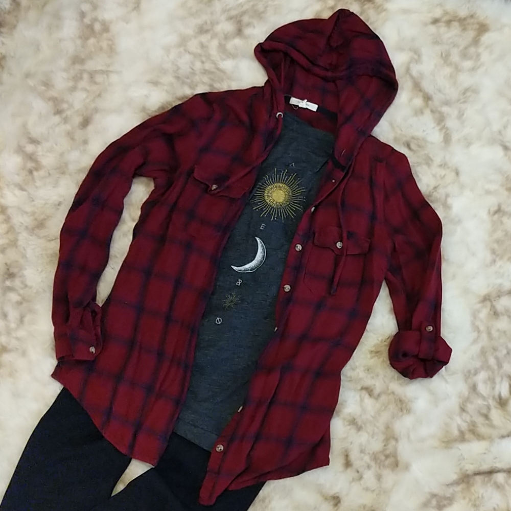 🥰SOFT🥰 Plaid Flannel w/ Hood!